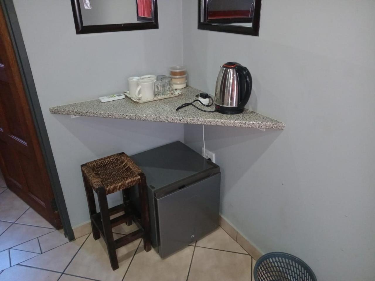 Grand Central Guest house *